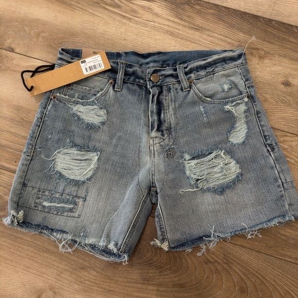 KSUBI boyfriend Distressed Denim Women's Shorts - Picture 1 of 10
